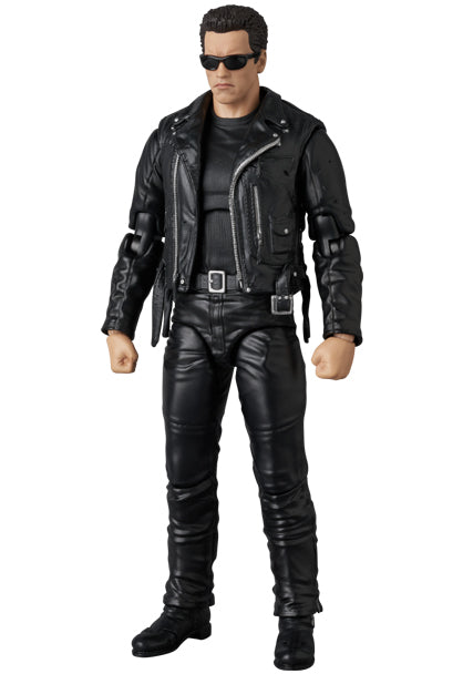 MAFEX Terminator 2: Judgment Day - T-800 (T2 Ver.) & John Connor Action Figure Two-Pack