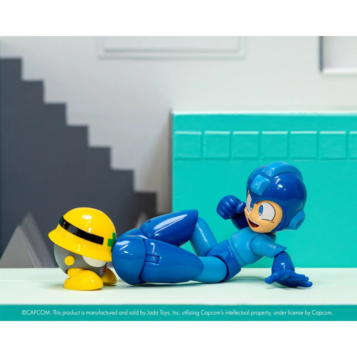 Mega Man Deluxe 1:12 Scale Action Figure