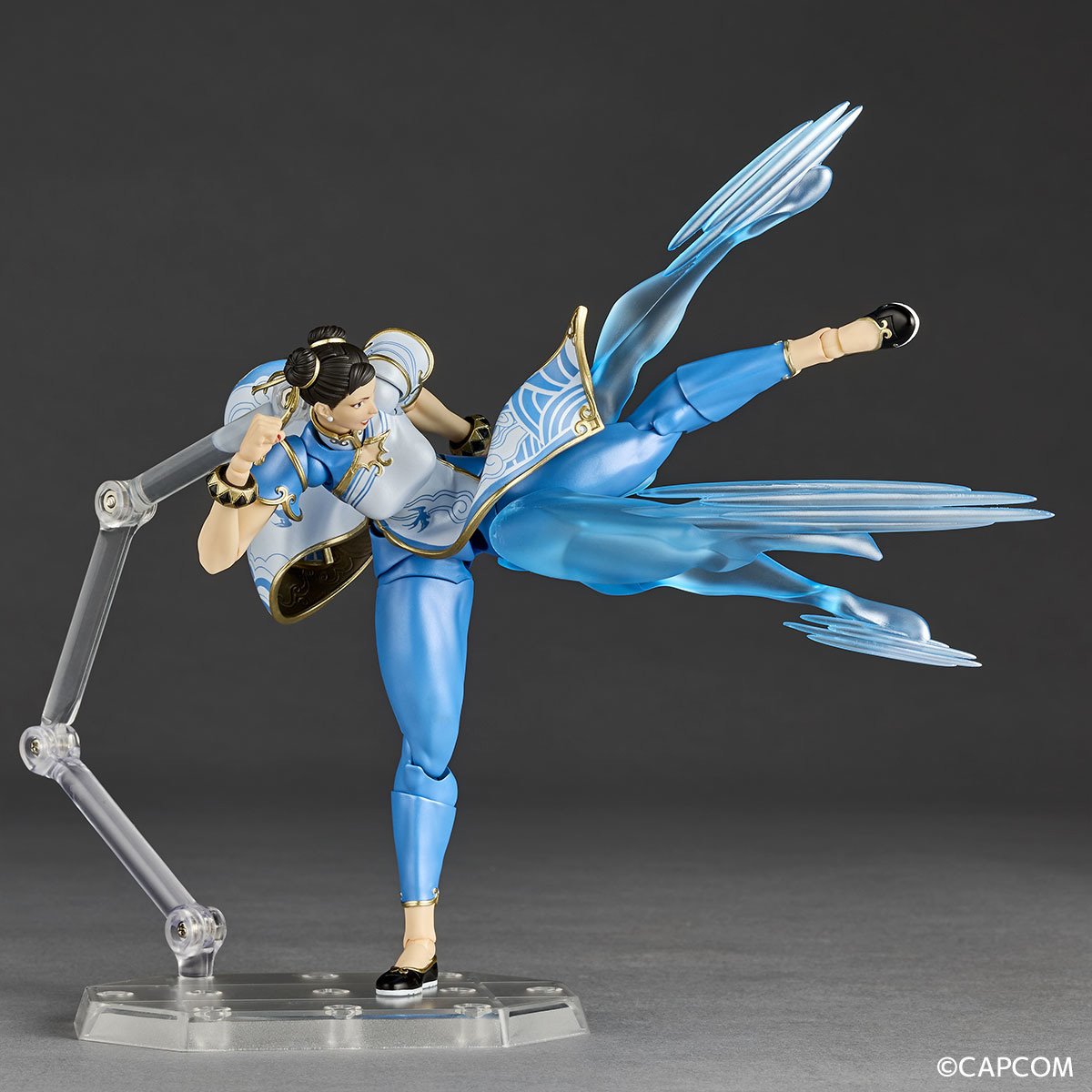 Street Fighter 6 Chun-Li Revoltech Amazing Yamaguchi Action Figure