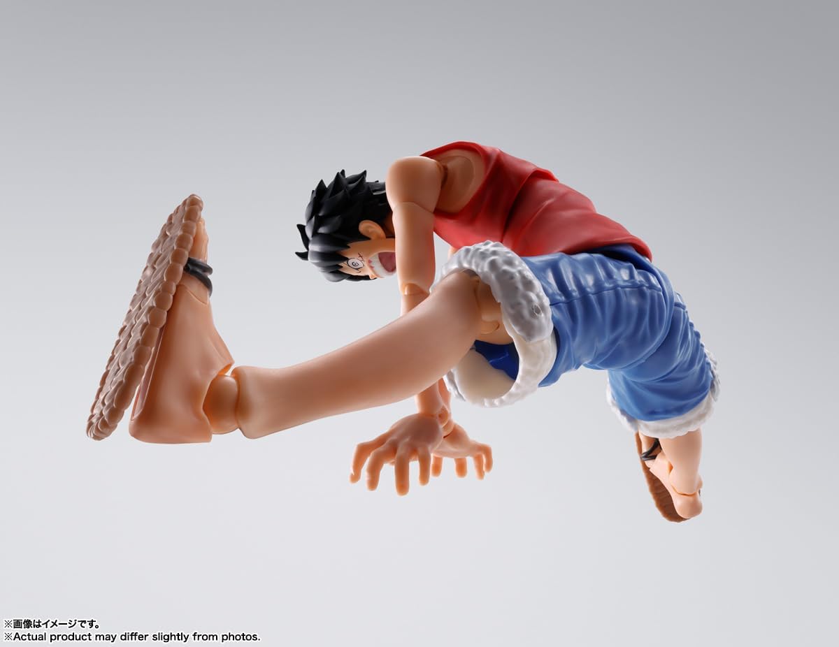 One Piece Monkey D. Luffy Romance Dawn S.H.Figuarts Action Figure
