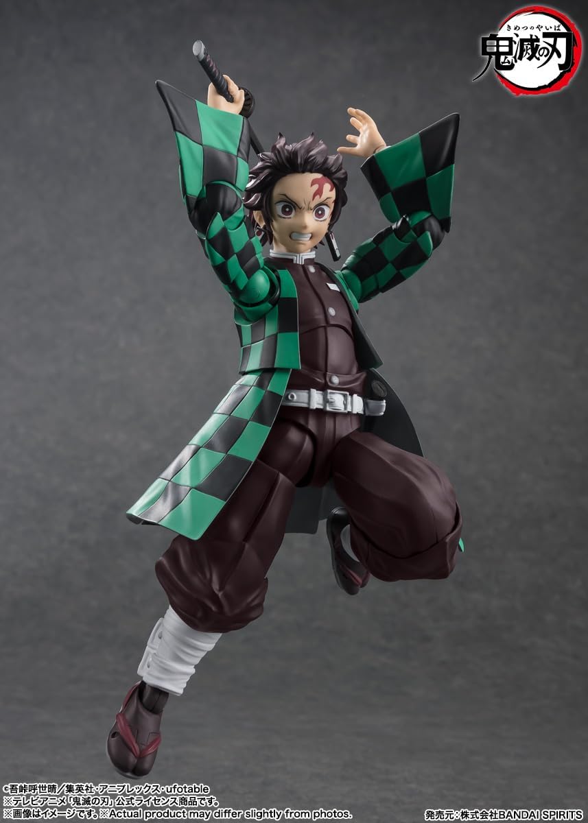 Demon Slayer: Kimetsu No Yaiba Tanjiro Kamado S.H.Figuarts Action Figure