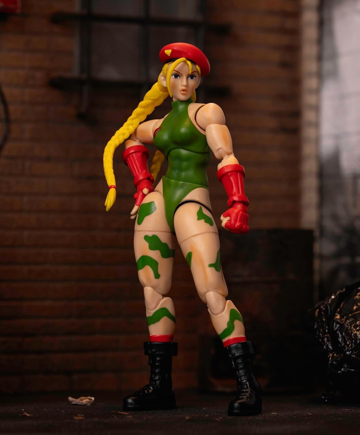 Collectible Figures Compatible with Jada Toys Street Fighter II Cammy Action Figure, 6 inches, 1:12 Scale, Interchangeable Heads, Hands & Accessories 34690