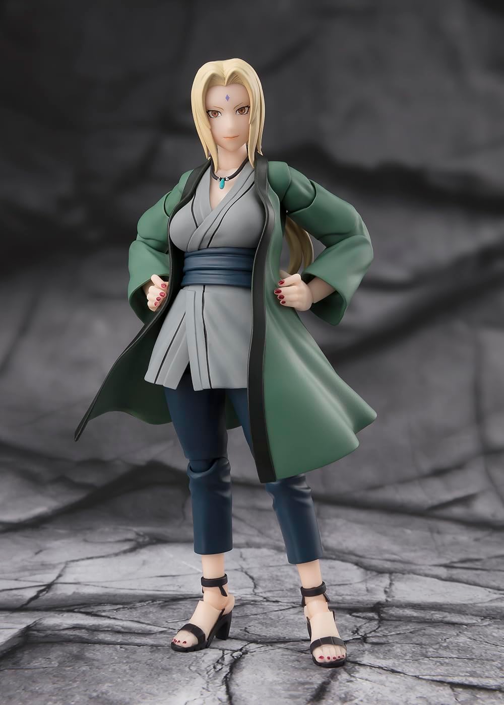 TAMASHII NATIONS - Naruto - Tsunade -The Legendary Medical Ninja- S.H.Figuarts Action Figure