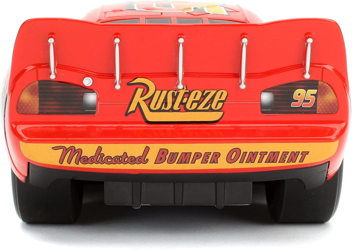Disney Pixar Cars 3 Lightning McQueen Die-cast Car with Tire Rack