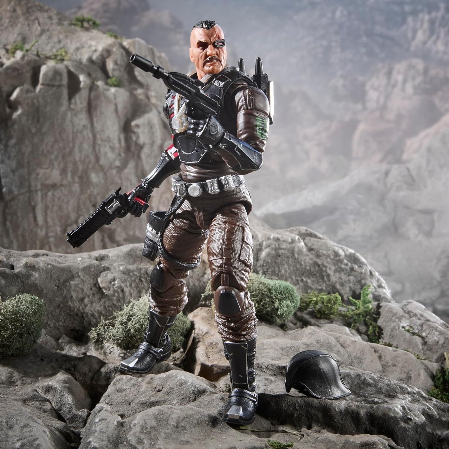 G.I. Joe Classified Series Major Bludd, Collectible 6 Inch Action Figure with 7 Accessories