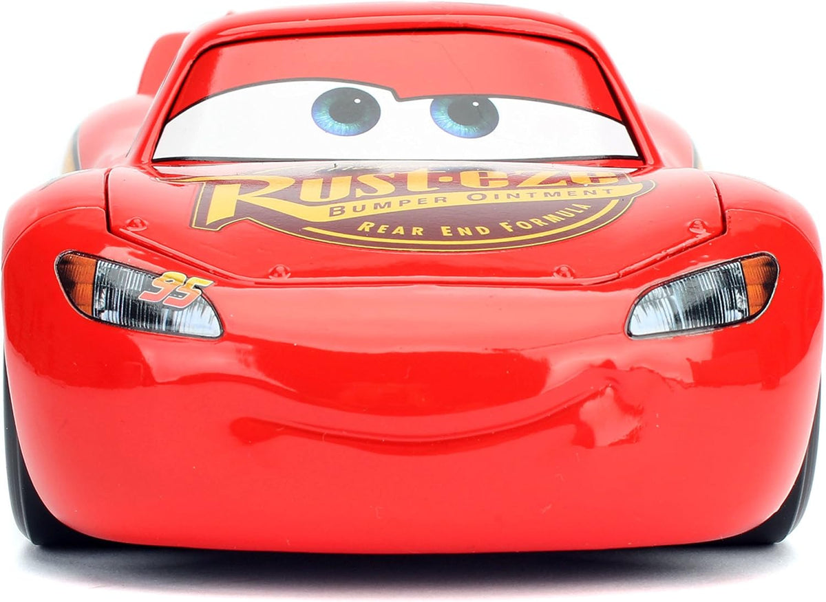 Disney Pixar Cars 3 Lightning McQueen Die-cast Car with Tire Rack