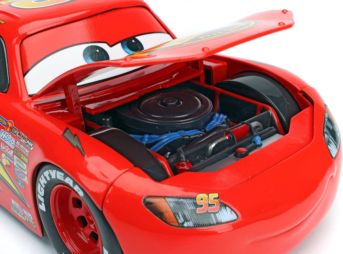 Disney Pixar Cars 3 Lightning McQueen Die-cast Car with Tire Rack