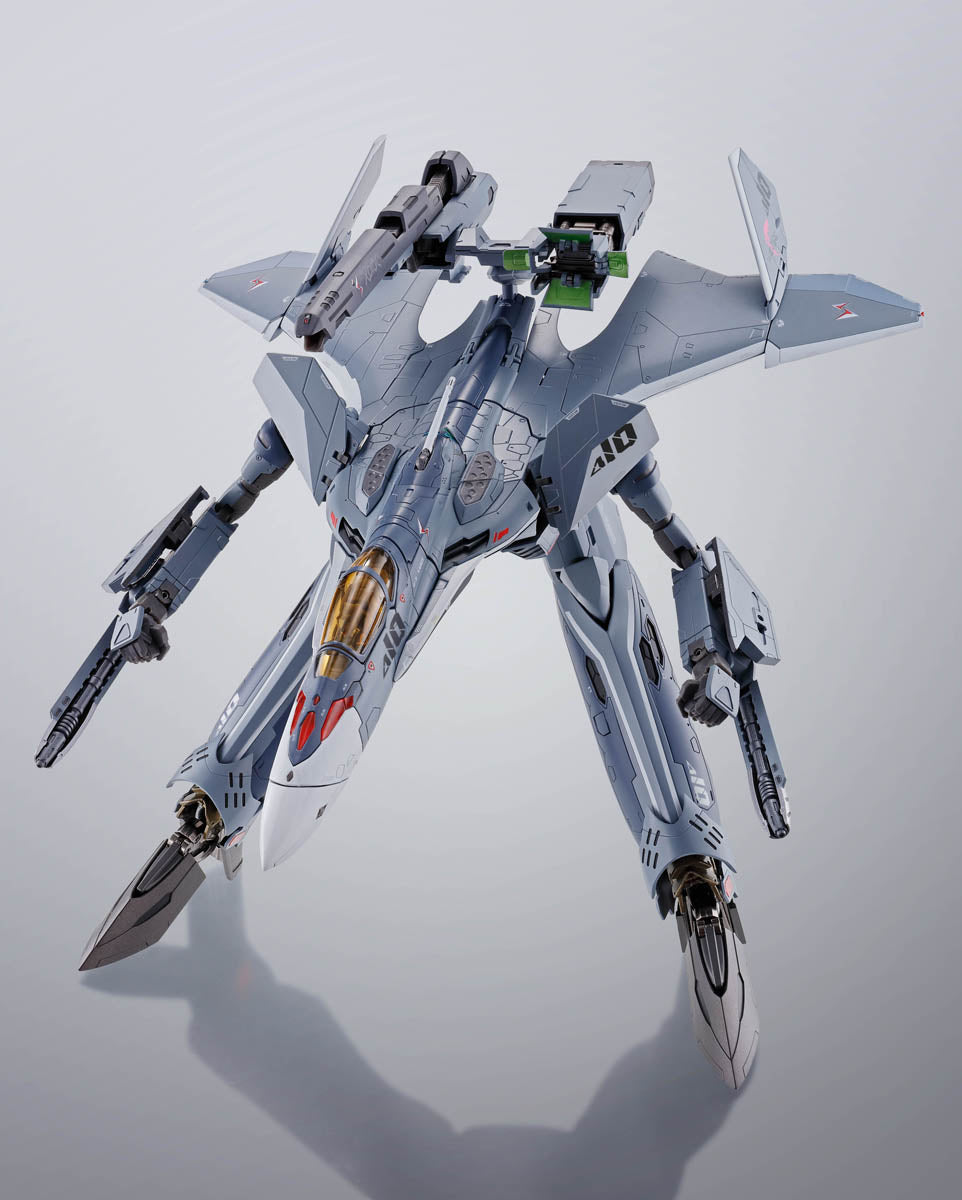 Macross VF-31A Kairos Macross Delta 10th Anniversary DX Chogokin Action Figure