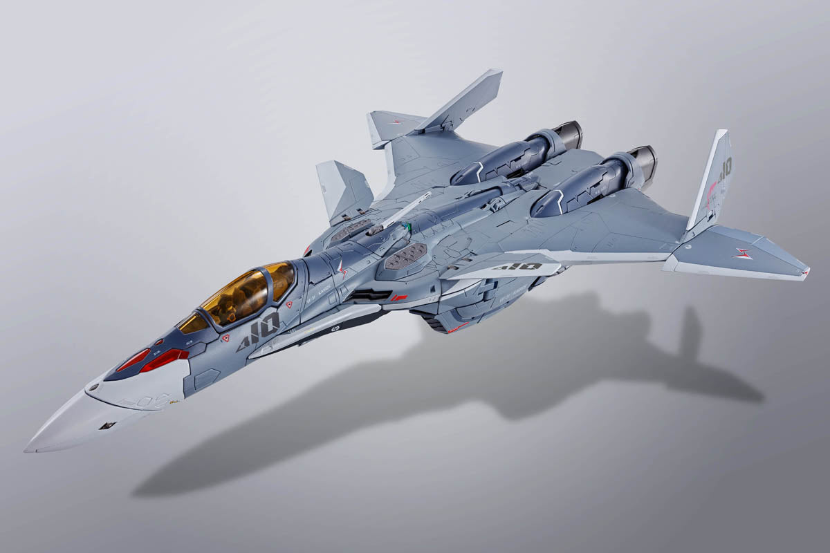 Macross VF-31A Kairos Macross Delta 10th Anniversary DX Chogokin Action Figure