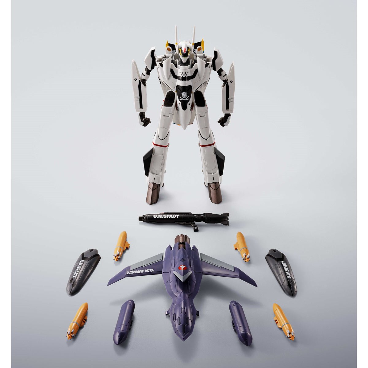 Macross VF-0S Phoenix Roy Focker Use + QF-2200D-B Ghost Hi-Metal R Action Figure
