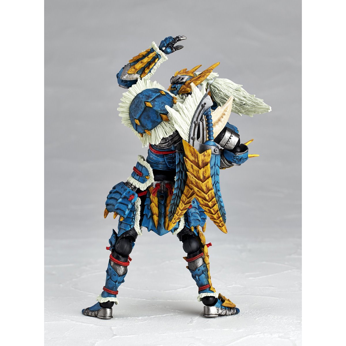 Monster Hunter Male Swordsman Jin-Ou Revoltech Amazing Yamaguchi Action Figure