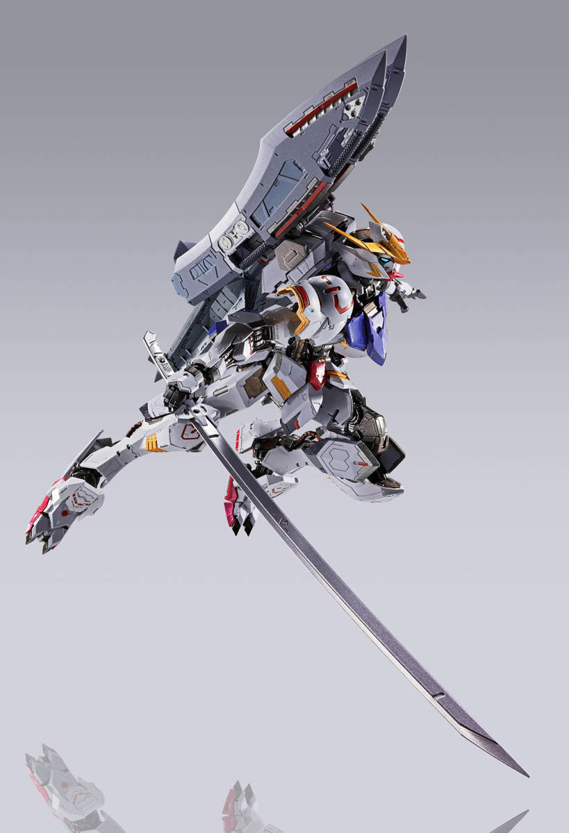 Mobile Suit Gundam: Iron-Blooded Orphans Gundam Barbatos 4th Form with Boomerang Mace Metal Build Action Figure