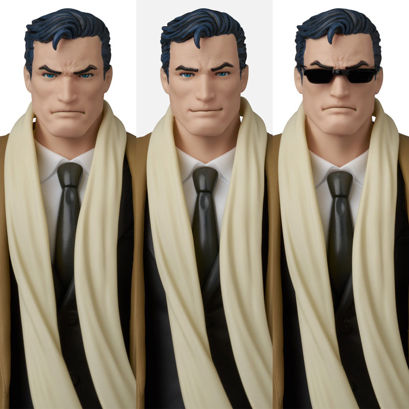 Batman Hush Bruce Wayne MAFEX Action Figure
