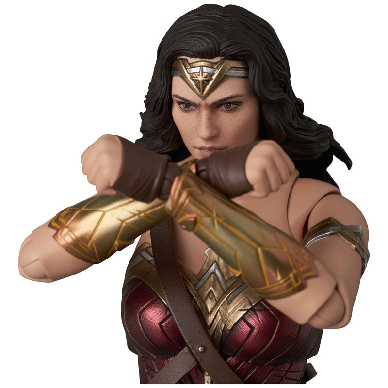 Zack Snyders Justice League Wonder Woman MAFEX Action Figure