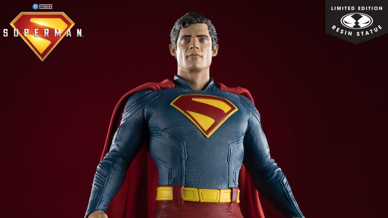 Superman Movie (2025) 1:6 Scale Resin Statue