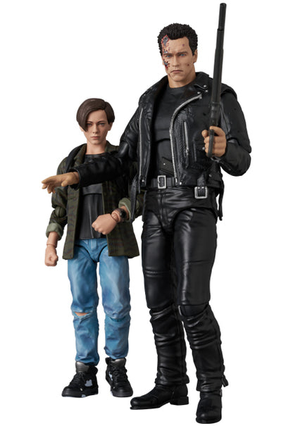 MAFEX Terminator 2: Judgment Day - T-800 (T2 Ver.) & John Connor Action Figure Two-Pack