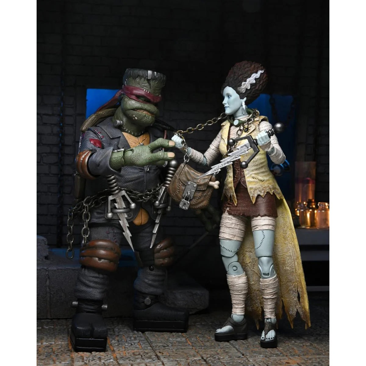 Universal Monsters x Teenage Mutant Ninja Turtles Ultimate April O'Neil as The Bride 7-Inch Scale Action Figure