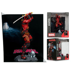 Marvel Deadpool #1 1:10 Scale Posed Figure with Scene