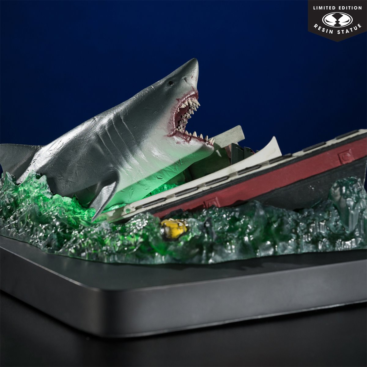 Jaws 50th Anniversary Light-Up 1:48 Scale Resin Statue