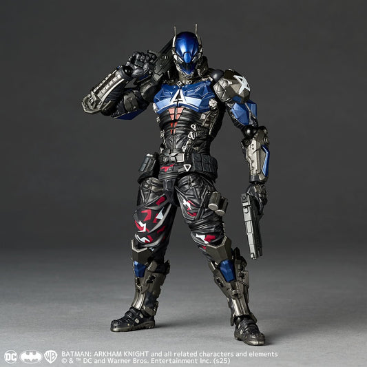 [Pre-Order] Batman: Arkham Knight Version 1.5 Revoltech Amazing Yamaguchi Action Figure