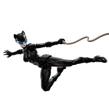 DC Batman Hush Catwoman Champion Class 06 Model Kit