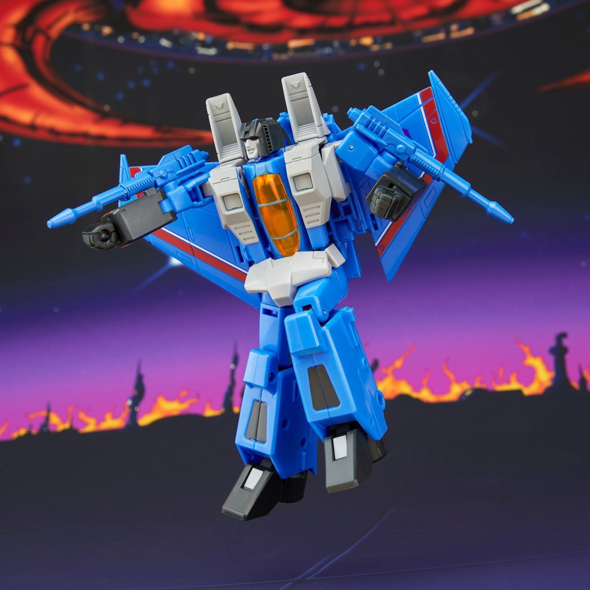 The Transformers: The Movie Studio Series Voyager Class Thundercracker