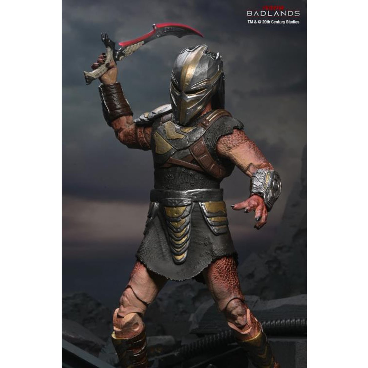 Predator: Badlands Ultimate Dek Training Armor 7-Inch Scale Action Figure