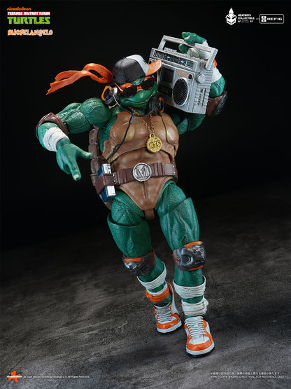 Teenage Mutant Ninja Turtles HB0105 Deluxe Ver. Michelangelo Action Figure