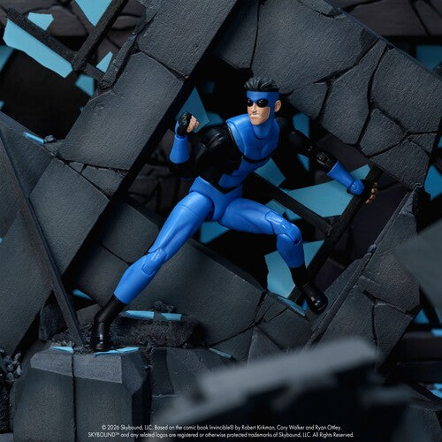 Invincible Wave 1 Invincible 6-Inch Scale Action Figure