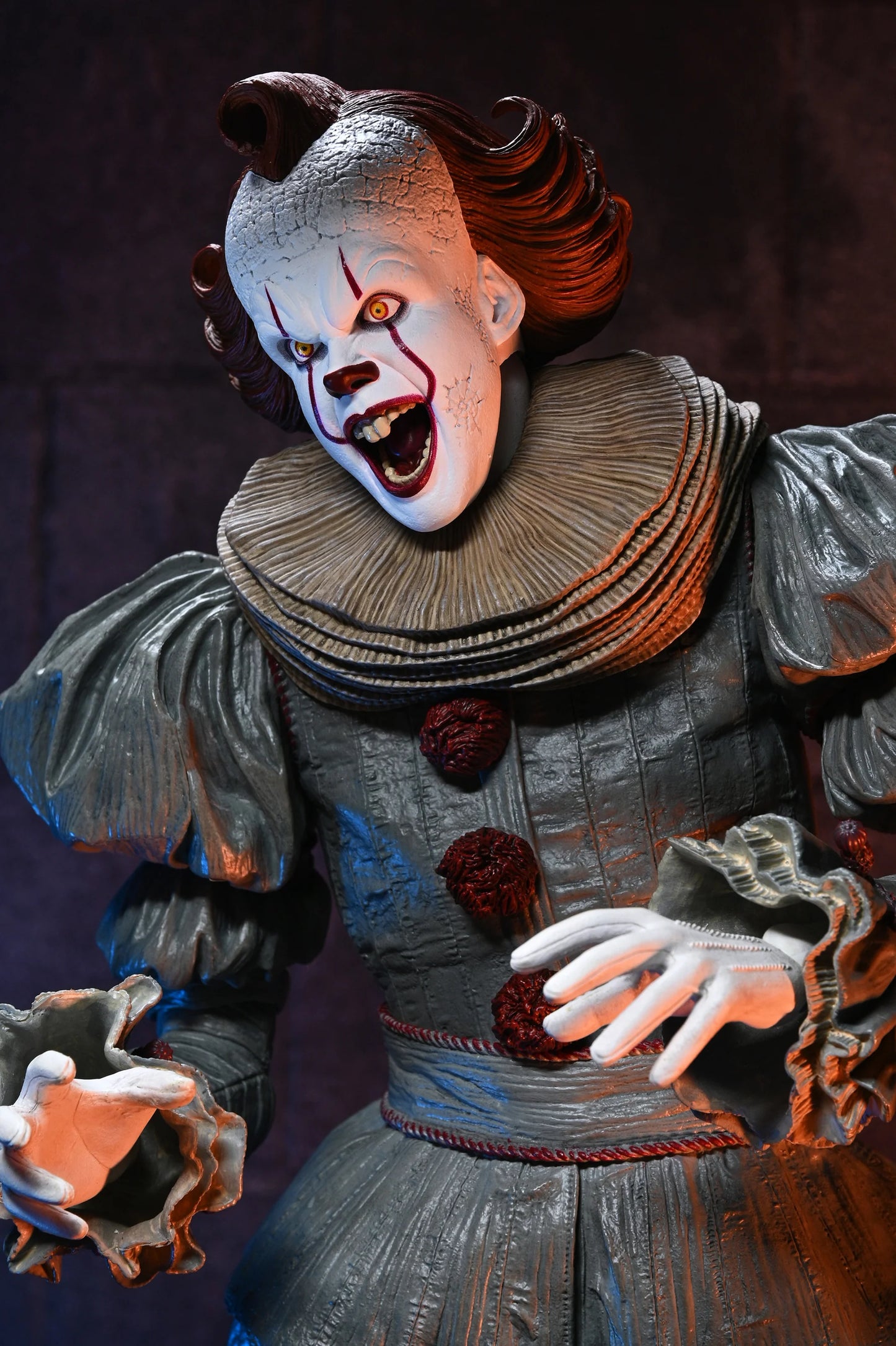 IT: Welcome to Derry - Pennywise 1/4-Inch Scale Action Figure