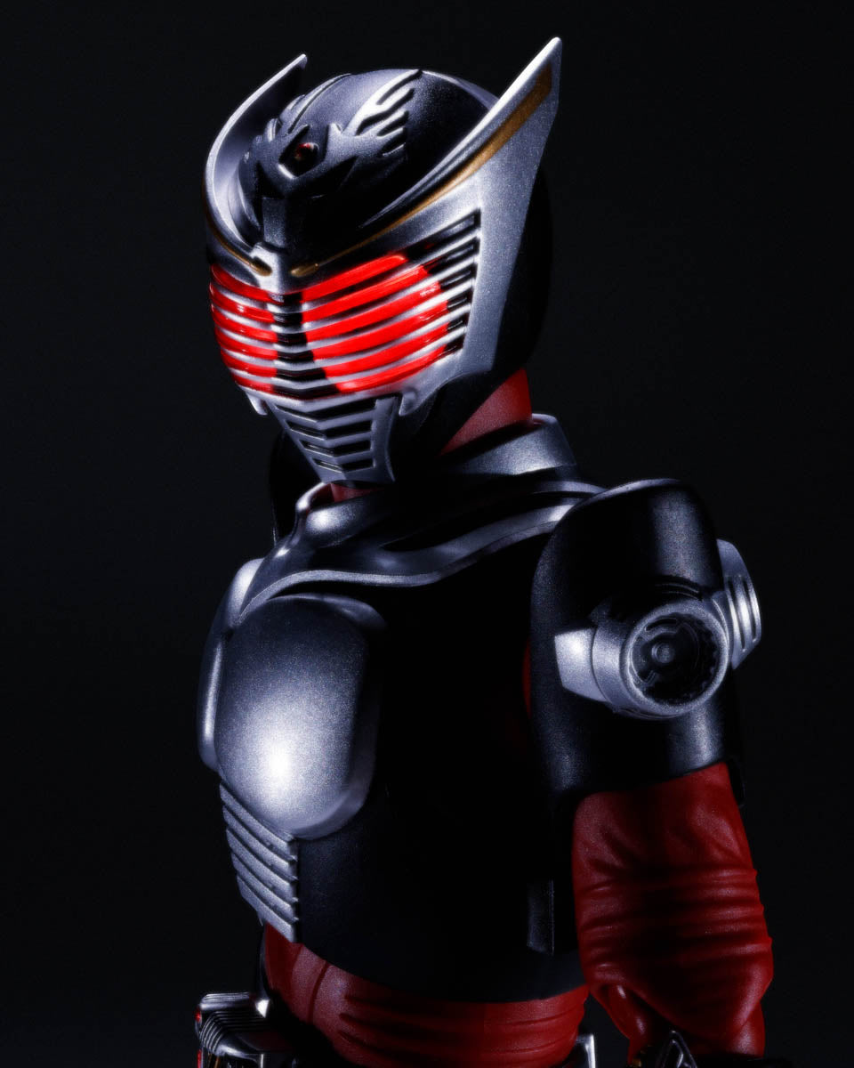 Kamen Rider Ryuki Shinkocchou Seihou S.H.Figuarts Action Figure (Reissue)