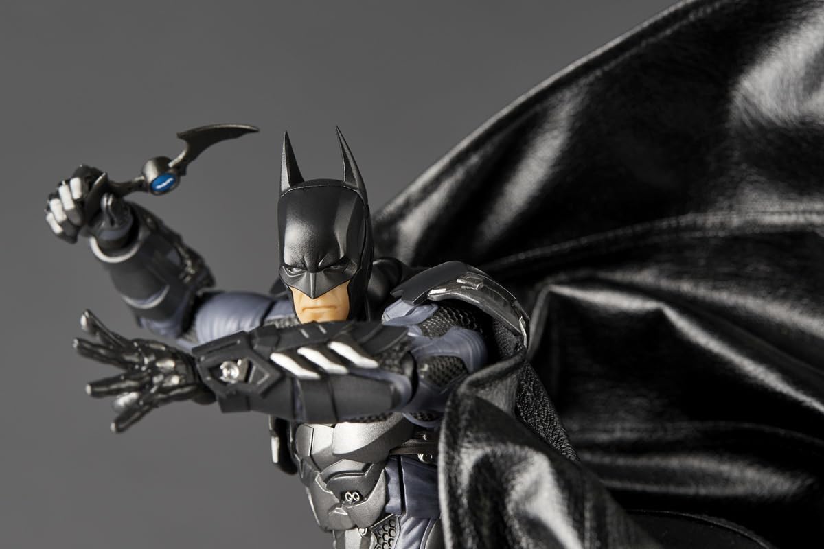 Batman Arkham Knight Revoltech Amazing Yamaguchi Action Figure