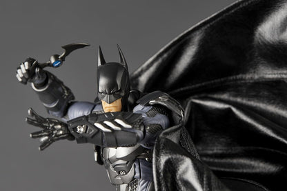 Batman Arkham Knight Revoltech Amazing Yamaguchi Action Figure