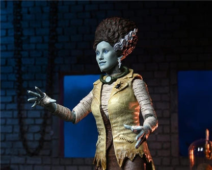 Universal Monsters x Teenage Mutant Ninja Turtles Ultimate April O'Neil as The Bride 7-Inch Scale Action Figure