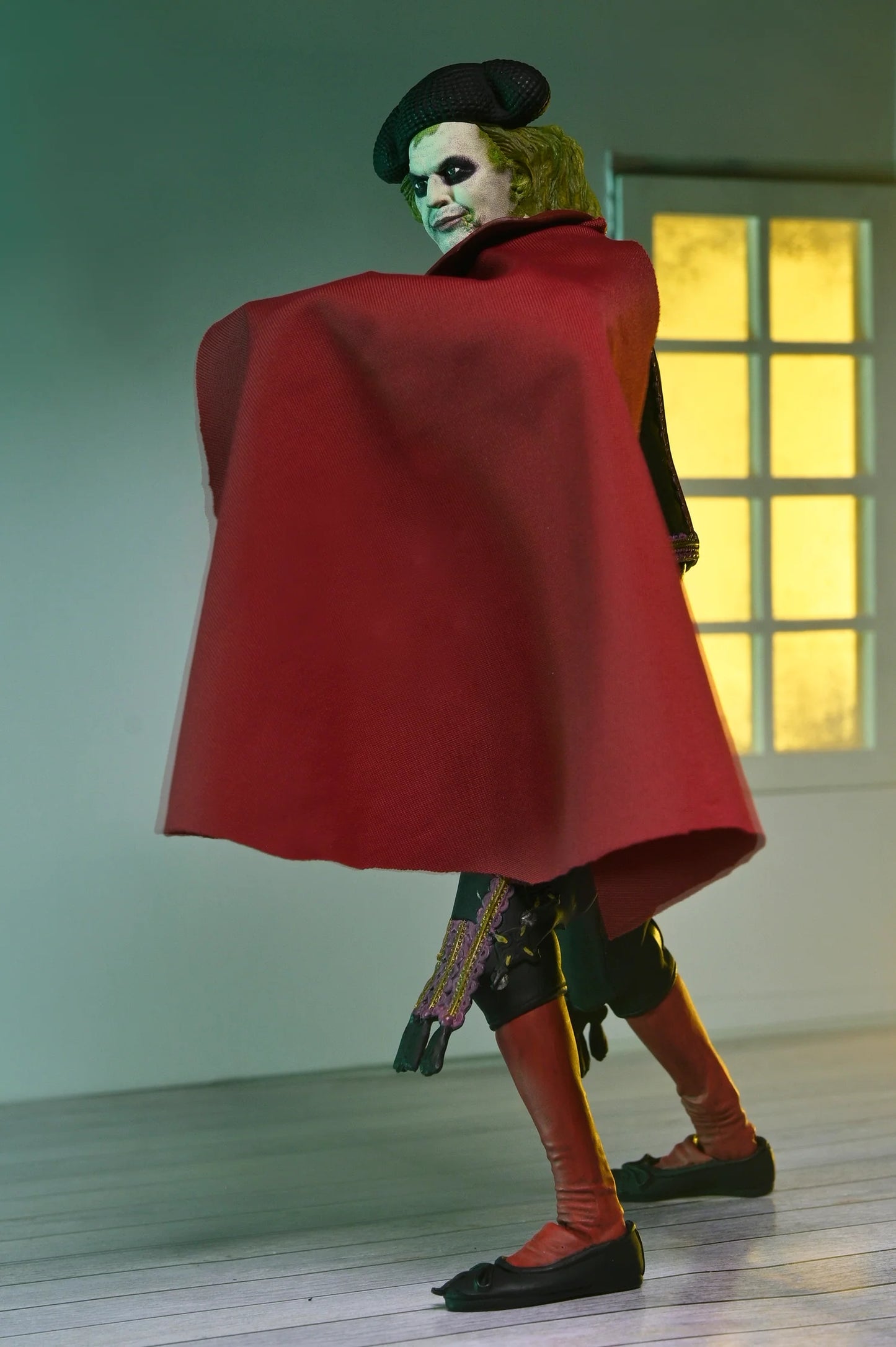 Beetlejuice: Beetlejuice - Ultimate Matador Beetlejuice & Sandworm 7" Scale Action Figure 2-Pack