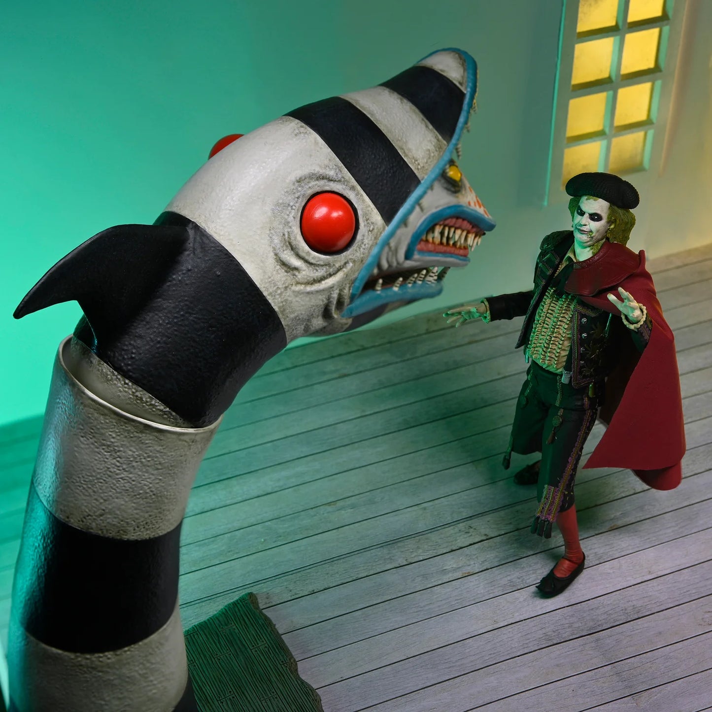 Beetlejuice: Beetlejuice - Ultimate Matador Beetlejuice & Sandworm 7" Scale Action Figure 2-Pack