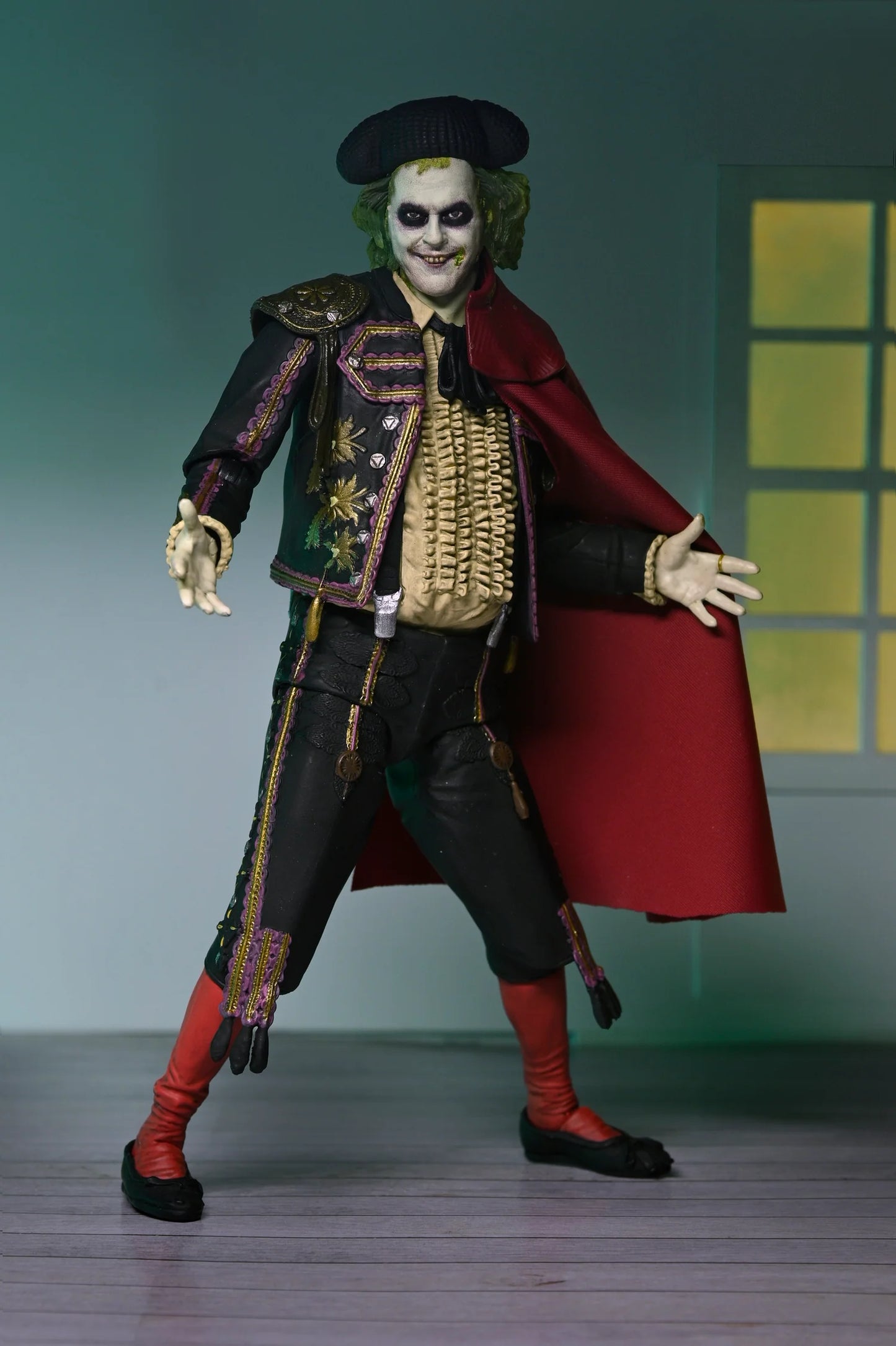 Beetlejuice: Beetlejuice - Ultimate Matador Beetlejuice & Sandworm 7" Scale Action Figure 2-Pack