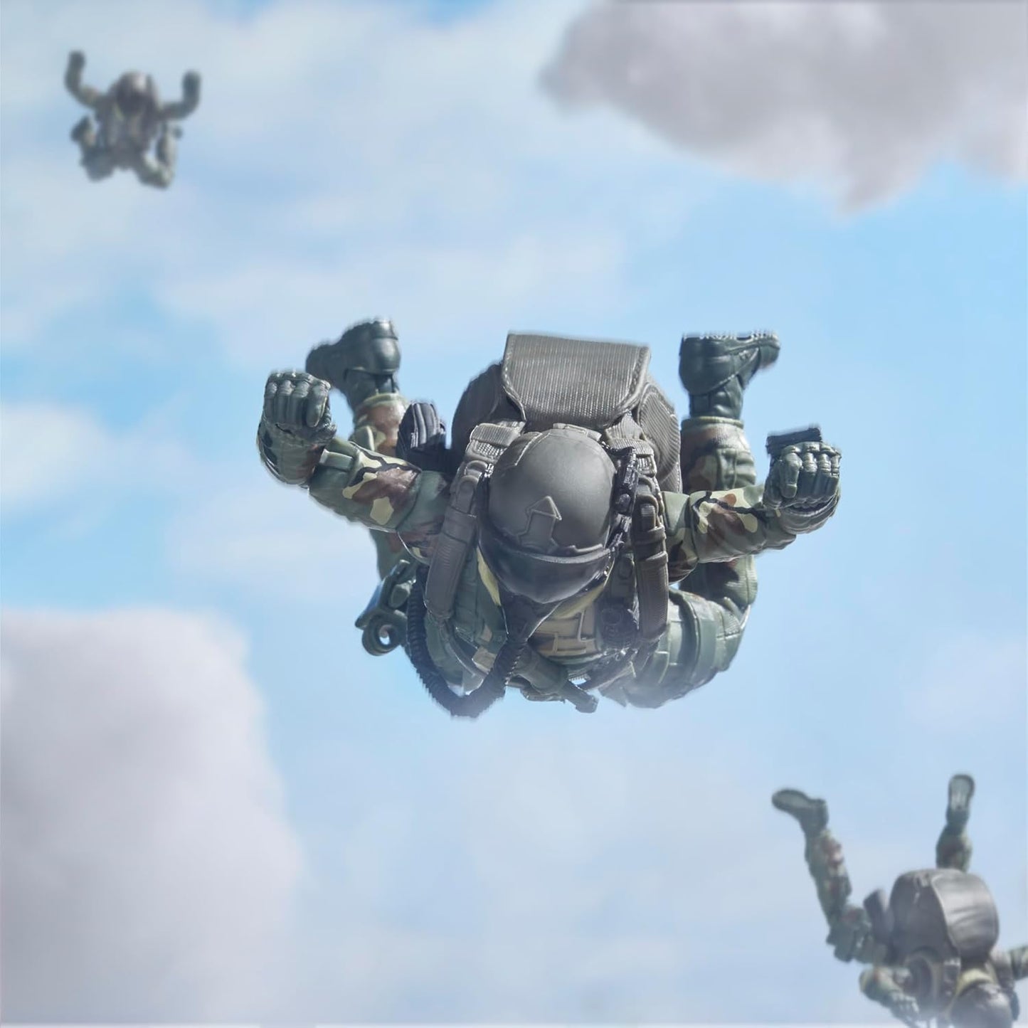 G.I. Joe Classified Series 60th Anniversary Action Pilot - Halo (High Altitude Low Opening) Jumper Action Figure with Parachute