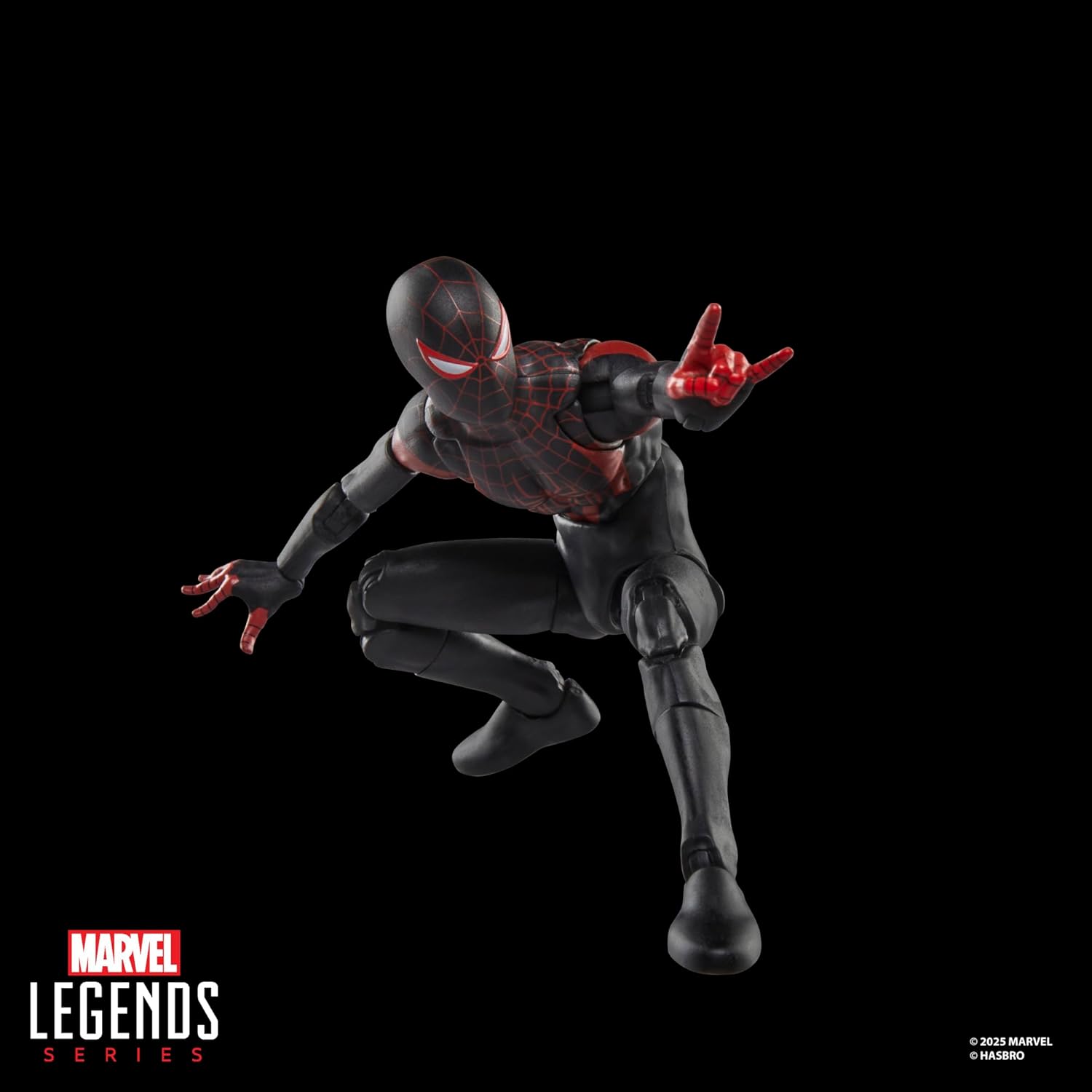 Marvel Legends Series Ultimate Miles Morales, Spider-Man Comics-Inspired Collectible 6-Inch Scale Action Figure with Character-Sized Comic Accessory