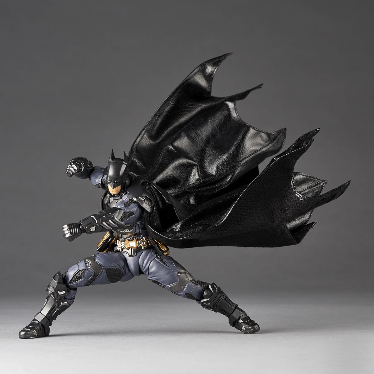 Batman Arkham Knight Revoltech Amazing Yamaguchi Action Figure