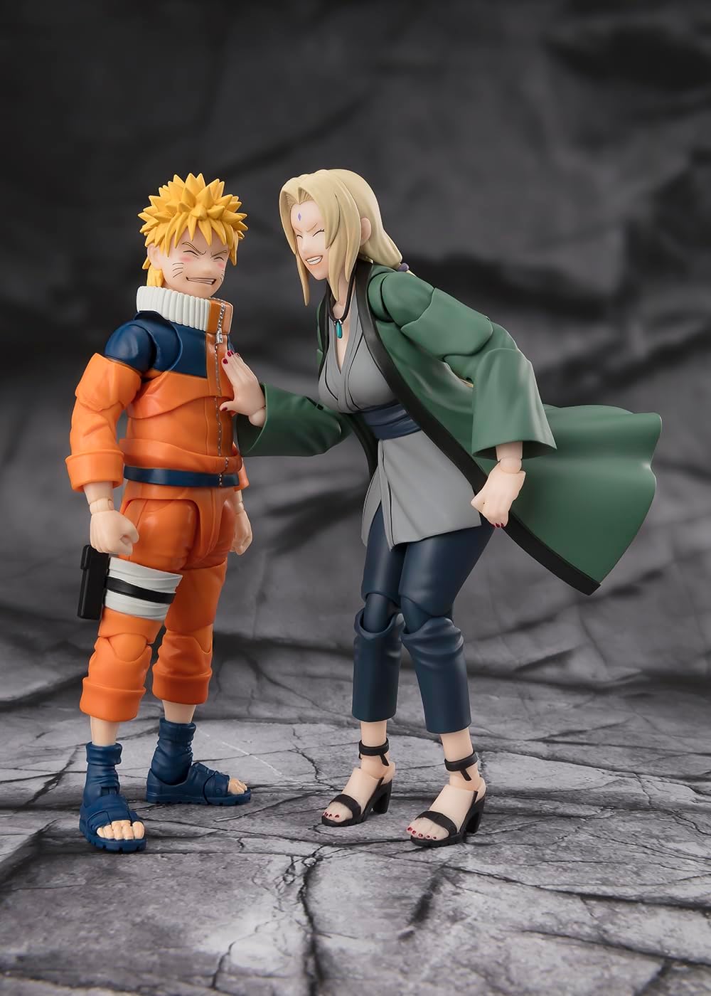 TAMASHII NATIONS - Naruto - Tsunade -The Legendary Medical Ninja- S.H.Figuarts Action Figure