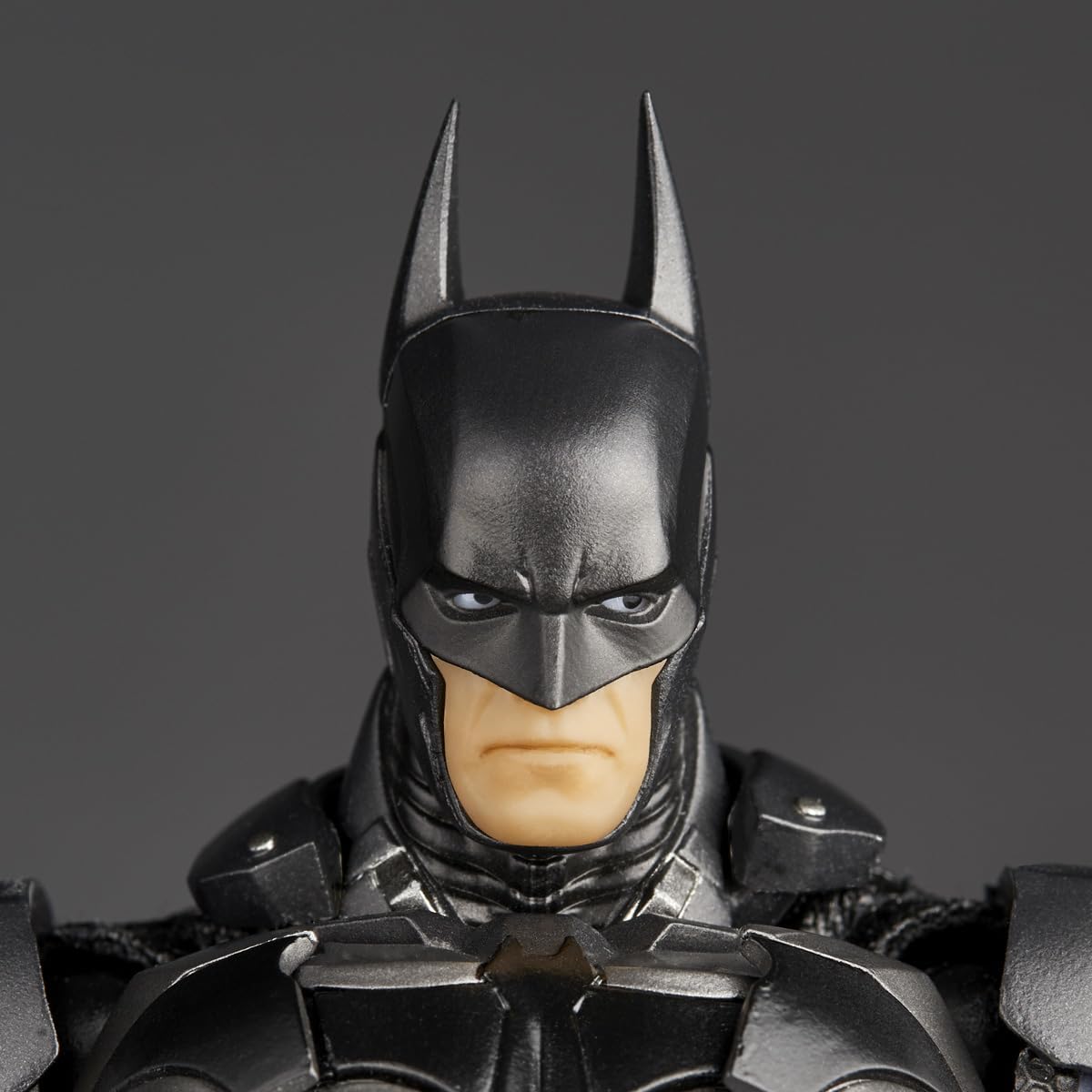 Batman Arkham Knight Revoltech Amazing Yamaguchi Action Figure