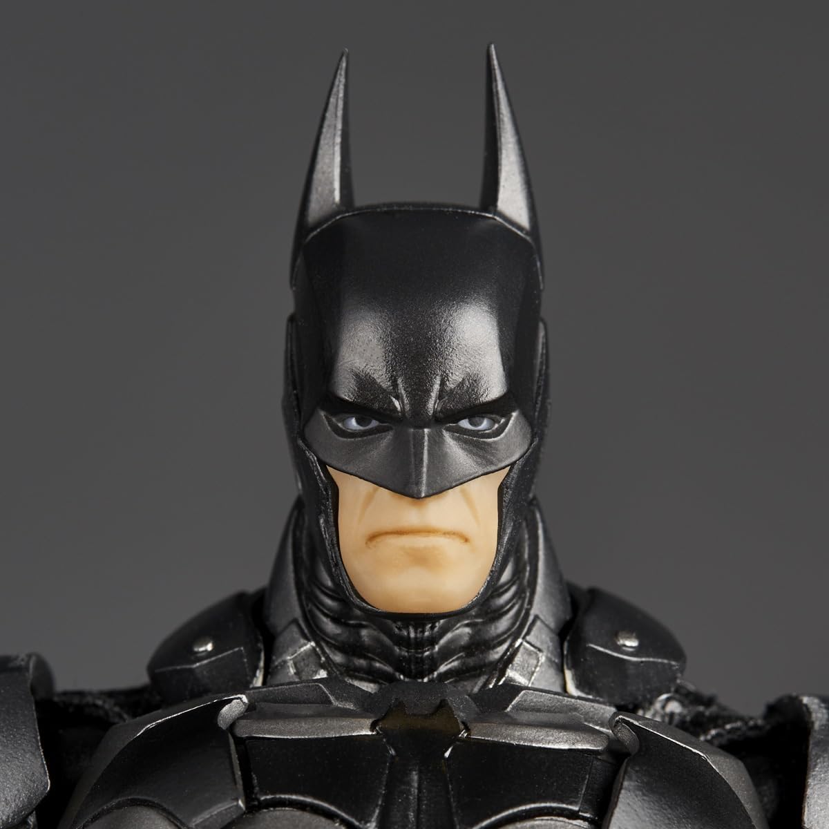 Batman Arkham Knight Revoltech Amazing Yamaguchi Action Figure