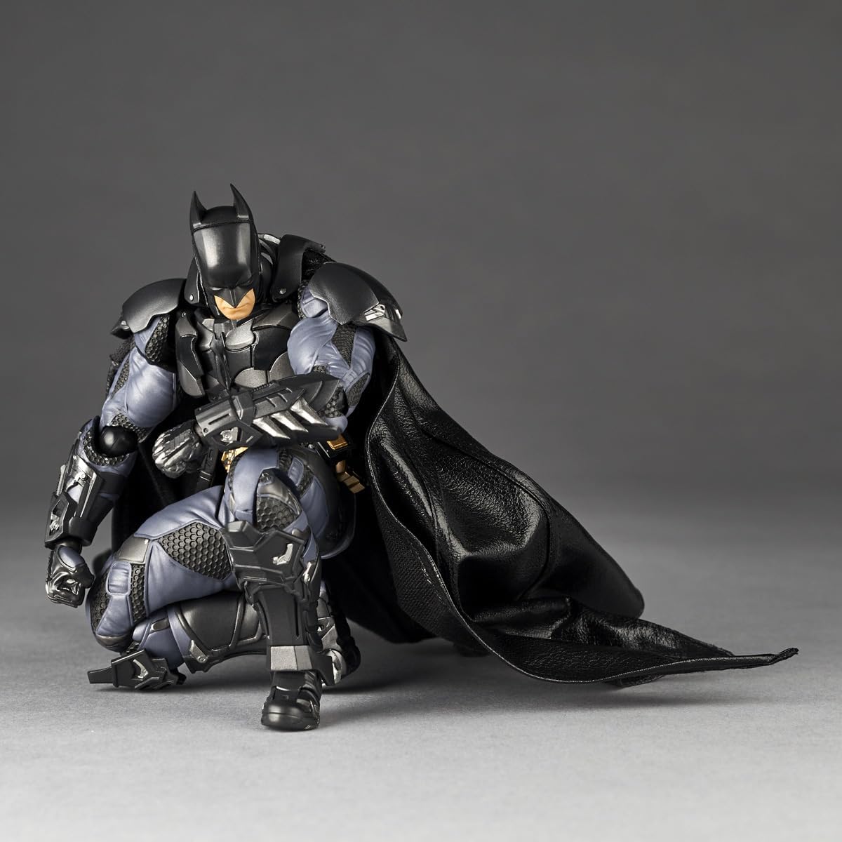 Batman Arkham Knight Revoltech Amazing Yamaguchi Action Figure