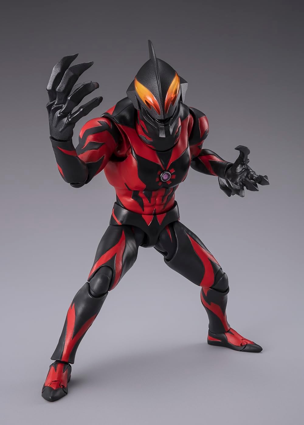 Ultraman Mega Monster Battle: Ultra Galaxy Movie Belial Darkness Heels Version S.H.Figuarts Action Figure