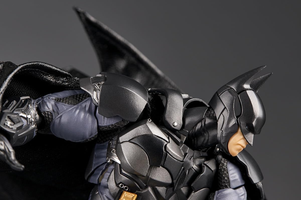 Batman Arkham Knight Revoltech Amazing Yamaguchi Action Figure