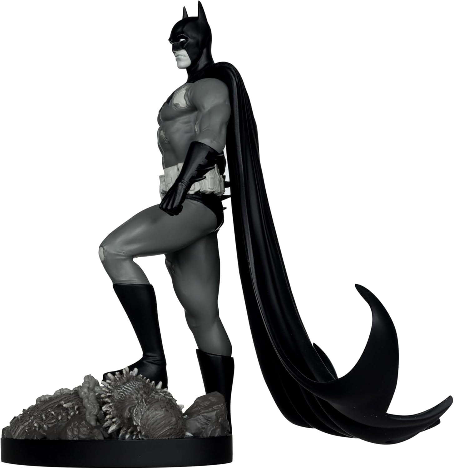 McFarlane Toys - DC Direct Batman by Bjorn Barends (Batman Black & White) 1:10 Scale Resin Statue