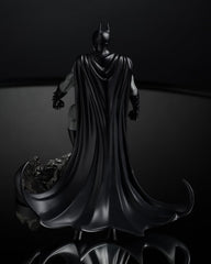 McFarlane Toys - DC Direct Batman by Bjorn Barends (Batman Black & White) 1:10 Scale Resin Statue