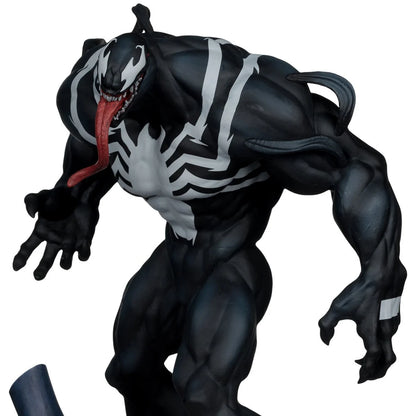 Marvel Rivals Wave 1 Venom 1:6 Scale Posed Figure with Scene and Comic