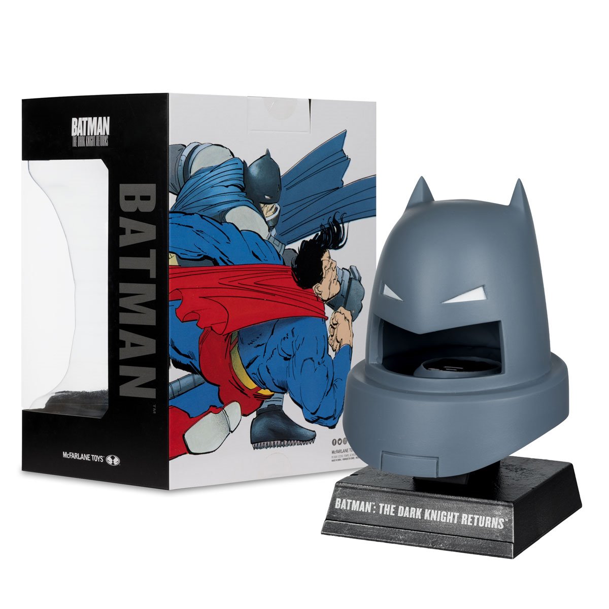 Batman: The Dark Knight Returns Armored Batman Cowl 1/3 Scale Replica